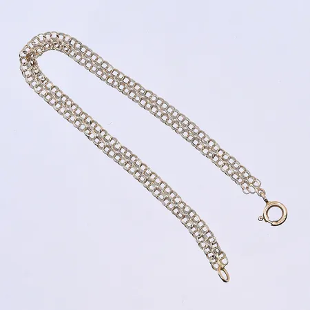 Armband Bismarck, längd 18,5 cm, bredd 5 mm, flera vridna länkar, 18K. Vikt: 3,7 g