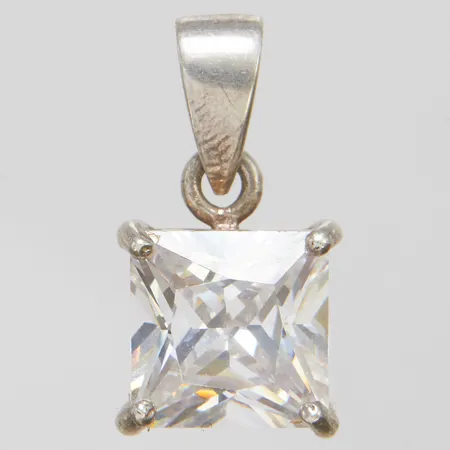 Hänge, vit sten, längd ca 20mm inkl ögla, bredd 13mm, GHA, 925/1000 silver Vikt: 3,7 g