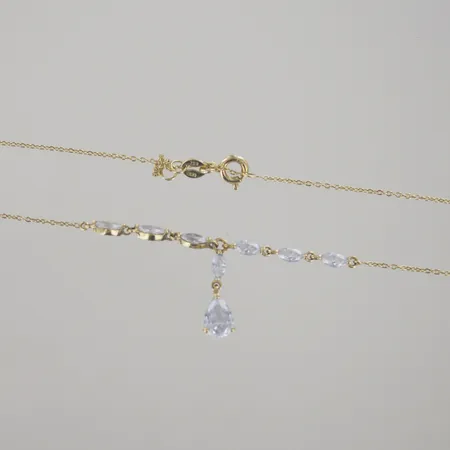 Collier med stenar, längd 42-45 cm, 18K Vikt: 2,7 g
