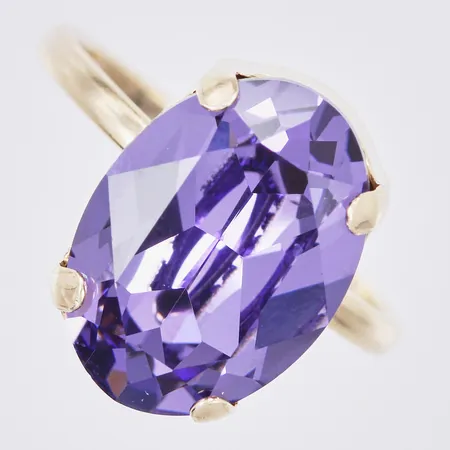 Ring med lila sten, stl: 16, bredd: ca 1-14mm, GHA, 925/1000, förgyllt silver