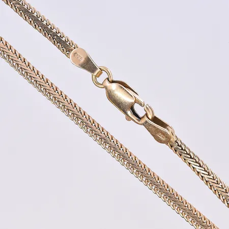 Collier Rävsvans, längd 42,5 cm, bredd 3 mm, 18K. Vikt: 7,7 g
