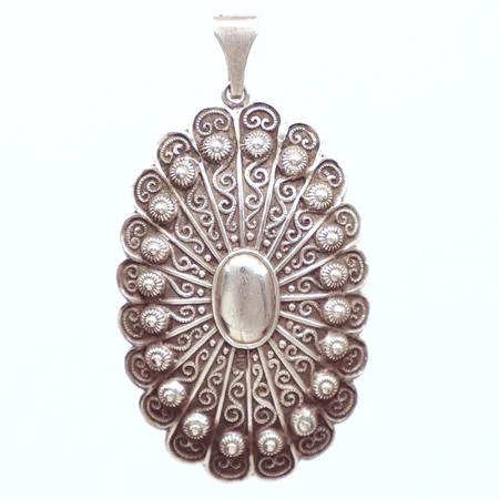 Hänge, längd 6,6cm, bredd 34,9mm, silver 800/1000 Vikt: 8,6 g