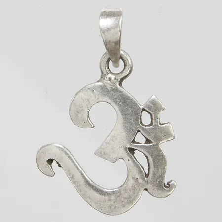 Hänge Ohm, längd ca 24mm inkl ögla, bredd 16,4mm, 925/1000 silver Vikt: 1,2 g
