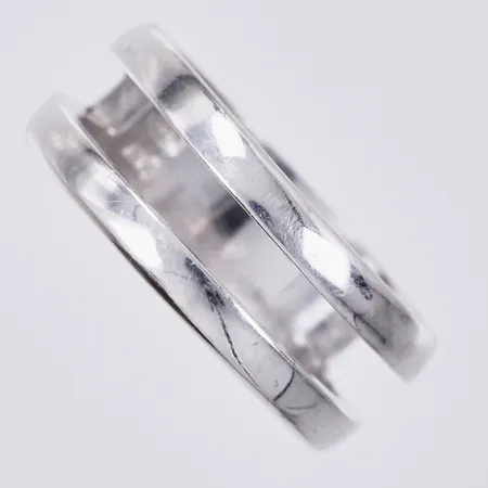 Ring, stl: 15¾, bredd: ca 12mm, ITALY, 925/1000, silver Vikt: 3,9 g