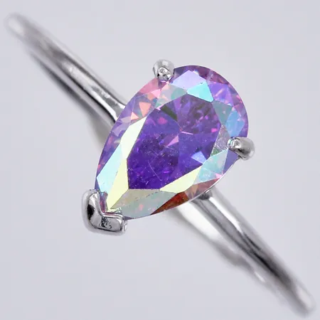 Ring med färgad sten, stl: 16, bredd: ca 1-8mm, GHA, 925/1000, silver Vikt: 1,3 g