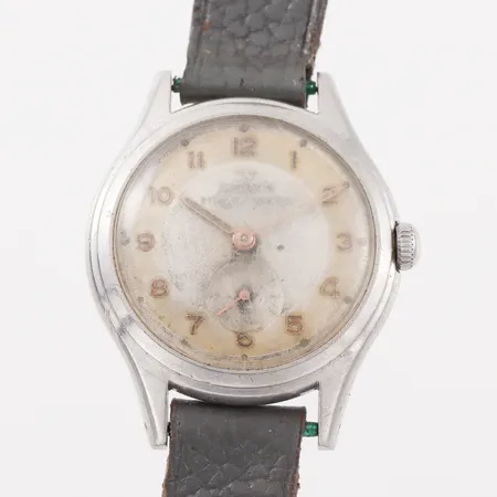 Herrur Lemania, repor/slitage, diameter ca 36.7 mm, tickar igång men ej funktionstestad.