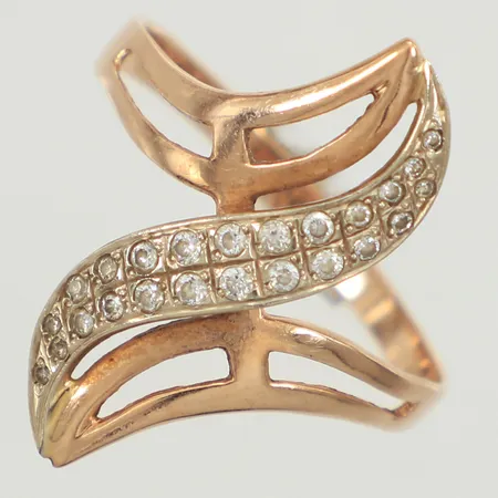 Ring med vita stenar, stl 20¾, bredd 25mm, 14K Vikt: 3 g