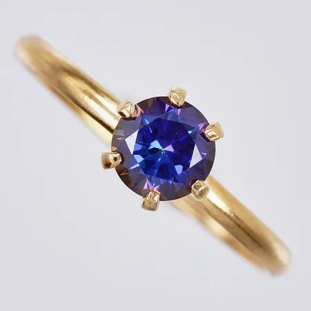 Ring med lila sten, stl: 16, bredd: ca 1-5mm, 925/1000, silver Vikt: 0,8 g