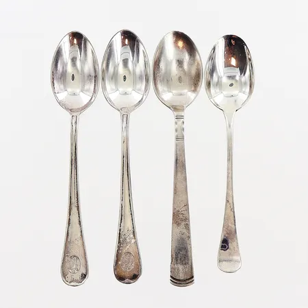 4 kaffeskedar, olika modeller, 830/1000 silver. Vikt: 40,1 g