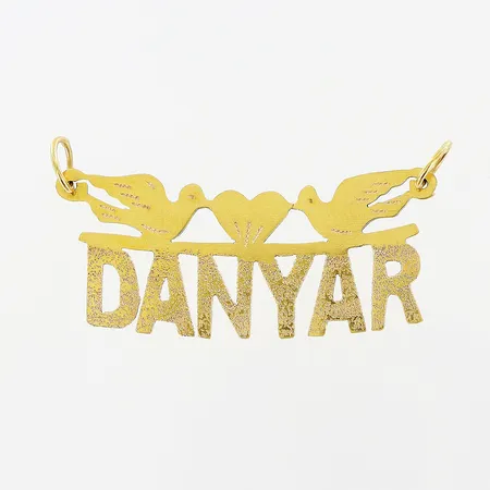 Hänge, namn, 16x39mm, 18K.  Vikt: 2,1 g