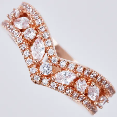 Ring med stenar, Pandora, stl: ca 17¼, bredd: ca 5mm, förgylld metall 