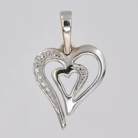 Hänge hjärta, vitguld, ca 11,5x19,5mm inklusive ögla, 18K Vikt: 1,1 g