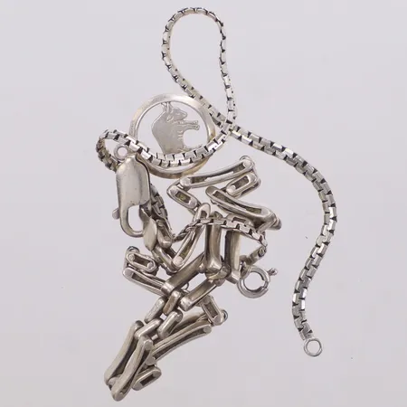 Diverse silver, defekt, silver 830-925/1000 Vikt: 13,2 g