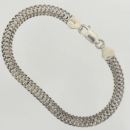 Armband Fiskben, ca 19cm, bredd 5,8mm, något ojämnt, 925/1000 silver Vikt: 8,1 g