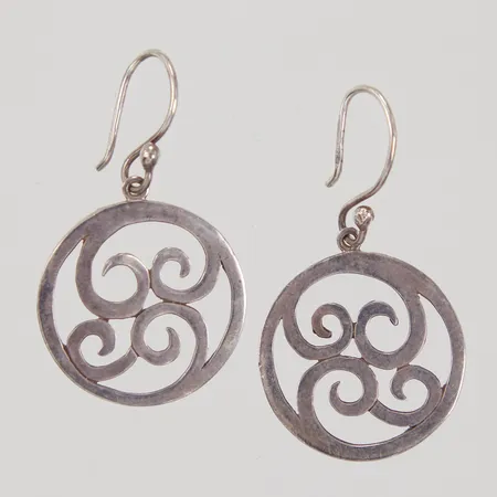 Ett par örhängen, ca 37mm, Ø ca 21,6mm, krokar, GHA Silver 925/1000 Vikt: 3,7 g