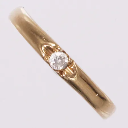 Ring, vit sten, stl 21, bredd 2,6-3,6mm, 18K Vikt: 3 g