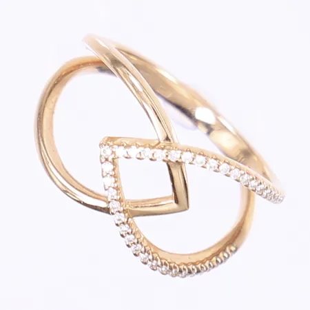 Ring med diamanter totalt 0,16ctv enl. gravyr, stl 18½, bredd 2-12mm, 18K Vikt: 4 g