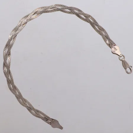 Armband flätat, längd 19cm, bredd 5mm, silver 925/1000 Vikt: 4,5 g