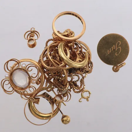 Diverse guld, stenar, defekt, 18K Vikt: 45,4 g