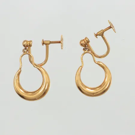 Ett par örhängen creoler, längd 25mm, bredd 3,8mm, skruvlås, Juvelfabriken Ab Stockholm år 1948, 18K Vikt: 4,6 g