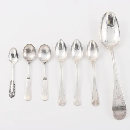 Diverse silverskedar. Vikt: 132 g