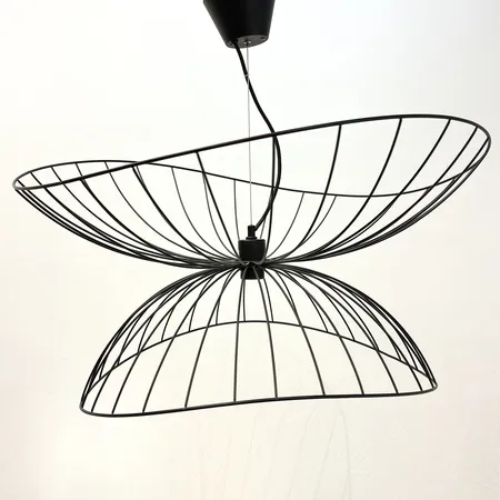 Pendel Ray 70-svart, formgivare Patrick Hall, 70x70x36cm, svart textilkabel, Skickas med postpaket.