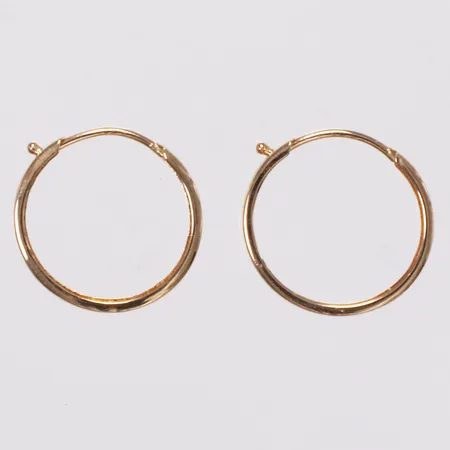 Ett par örhängen, Creoler, Ø15mm, bredd 2,9mm, GHA, 18K Vikt: 0,8 g