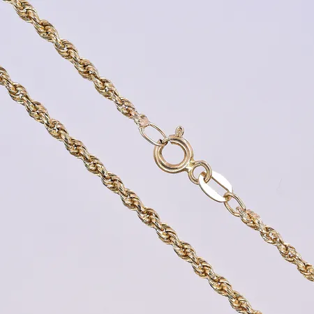 Kedja Cordell, Guldfynd, längd 48,5 cm, bredd 2 mm, en tydlig lagning på länk, 18K. Vikt: 2,2 g