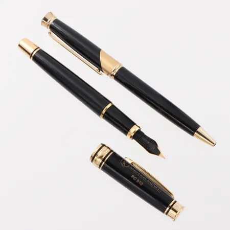 Pennor 2 st Pierre Cardin.