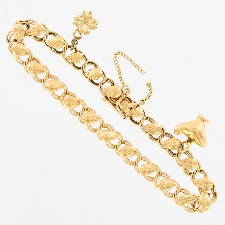 Armband med två berlocker, 19,5cm, bredd 6,5mm, defekt säkerhetskedja, slitage, 18K Vikt: 13,2 g