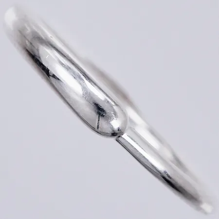 Ring, stl: 16, bredd: ca 1-2mm, GHA, 925/1000, silver Vikt: 1,5 g