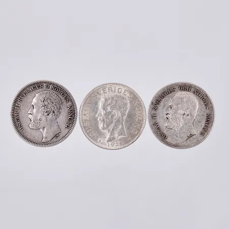 Tre mynt, 2 kr, år 1878, 1900 och 1939, 800/1000 Silver  Vikt: 44,7 g