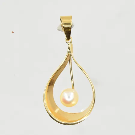 Hänge med pärla Ø6 mm, längd 35 mm, bredd 18 mm, 18K. Vikt: 1,9 g