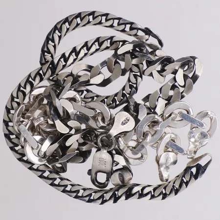 3 Armband, trasiga, silver 925/1000 Vikt: 38,8 g