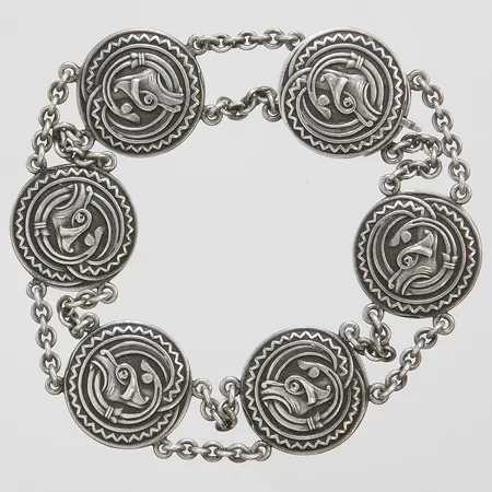 Armband, längd ca 19cm, bredd 17,5mm, Hallbergs Guldsmeds Ab, år 1937, Silver Vikt: 22,4 g