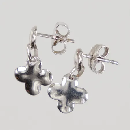 Ett par örhängen, längd 15mm, bredd 9,2mm, stift, vitguld, 18K,  Vikt: 1,2 g