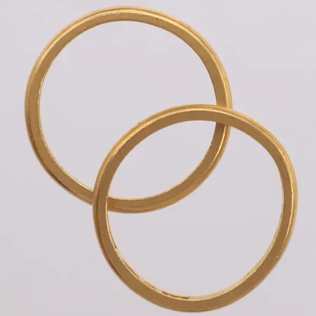2 Ringar, gravyr, 23K  Vikt: 8,3 g
