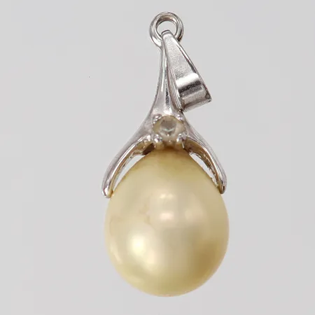 Silverskrot, defekt, silver 925/1000.  Vikt: 3 g