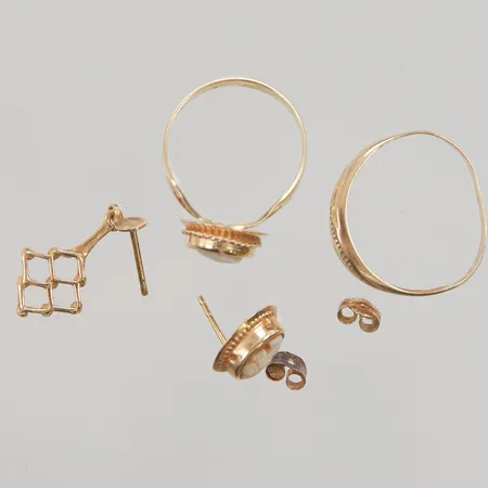 Diverse guld, defekt, 18K 4,7g.