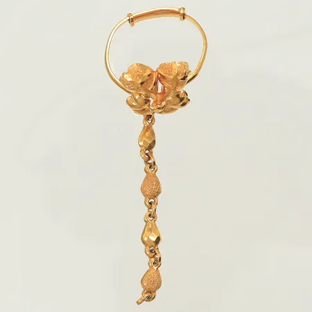 Ring justerbar och kedja. Del av handsmycke, så den är defekt. 18K    Vikt: 3,7 g