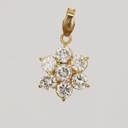 Hänge med diamanter totalt 1,00ct enligt gravyr, Ø10mm, ca wesselton/si-piqué, 18K Vikt: 1,3 g