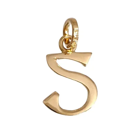 Hänge Bokstaven S, 18K guld, längd inkl. ögla 21 mm, bredd 10 mm Vikt: 0,9 g