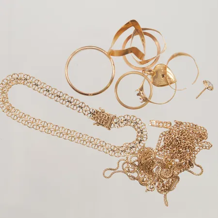 Diverse guld, defekt/gravyr, 18K 37,1g.