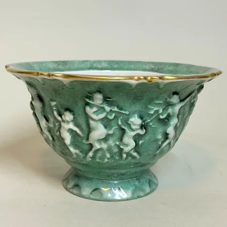 Skål von Schierholz, nymfer, höjd 10cm, 17cm, porslin