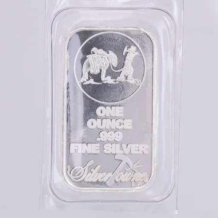 Silvertacka, Silvertowne, ett ounce, 50 x 28 x 2,3mm, finsilver 999/1000 i försluten förpackning Vikt: 31,1 g