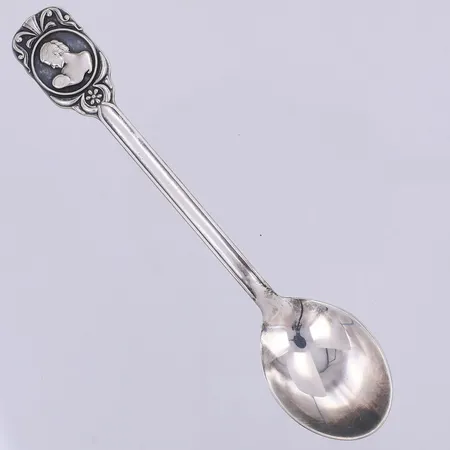 Kaffesked, 11,3cm, Sporrong år 1977, 830/1000 silver Vikt: 14,7 g