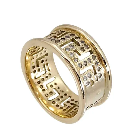 Ring, 14K guld, vita stenar, utrikiska stämplar, Ø19½ mm, bredd 10,5 mm, fint skick Vikt: 9,4 g