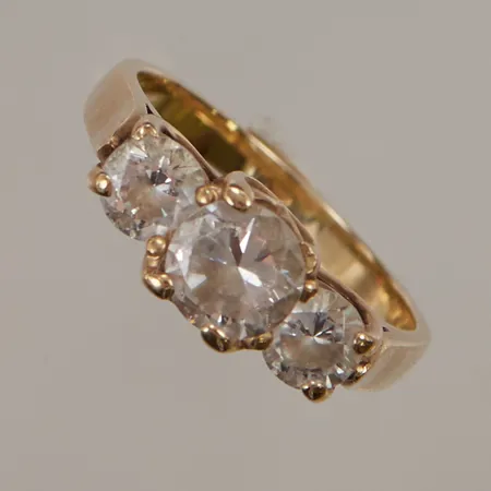 Ring, Ø18, bredd:6mm, vita stenar, 8K 4,5g.