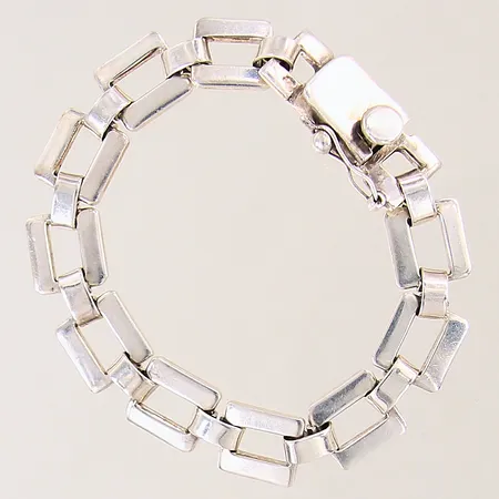 Armband, längd 18,5cm, bredd 12mm, silver 925/1000 Vikt: 31 g
