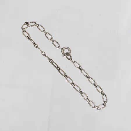 Armband, Ankar, längd 18,5cm, bredd 4mm, slitage, 835/1000 silver.  Vikt: 2,6 g